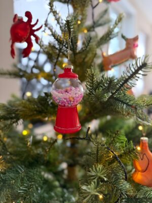 Kersthanger: Kauwgombalmachine